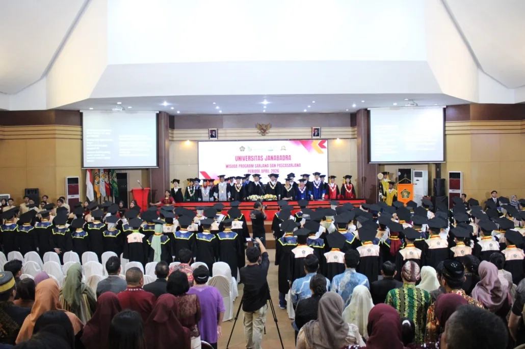 Wisuda Periode April 2026